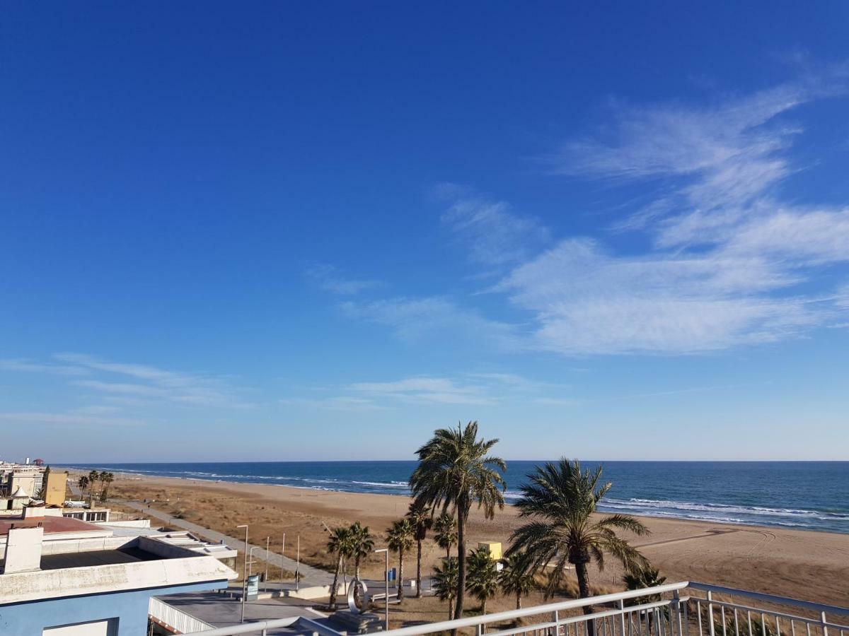 Apartament Mogaver Beach Castelldefels Zewnętrze zdjęcie