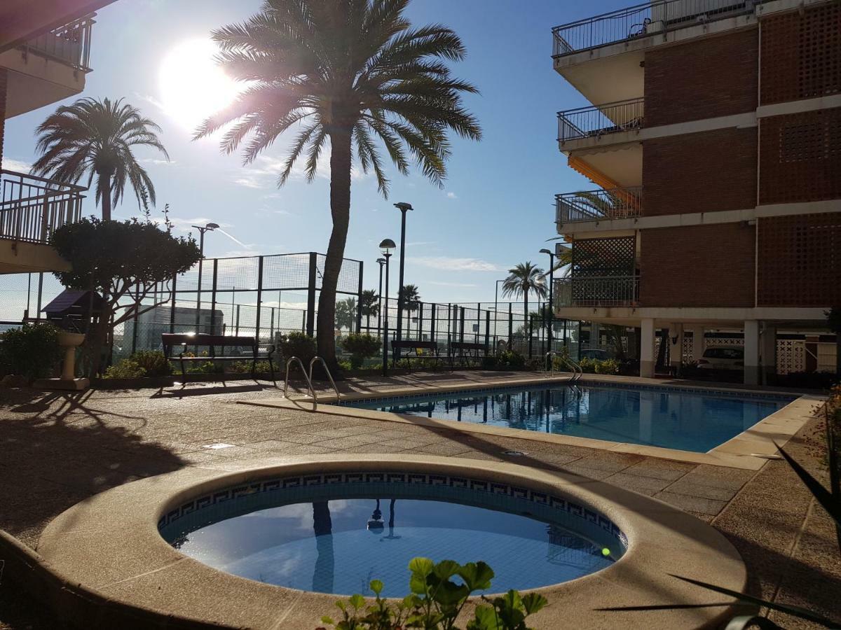 Apartament Mogaver Beach Castelldefels Zewnętrze zdjęcie