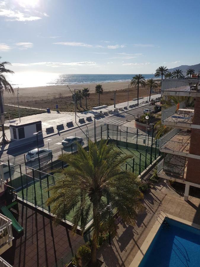 Apartament Mogaver Beach Castelldefels Zewnętrze zdjęcie