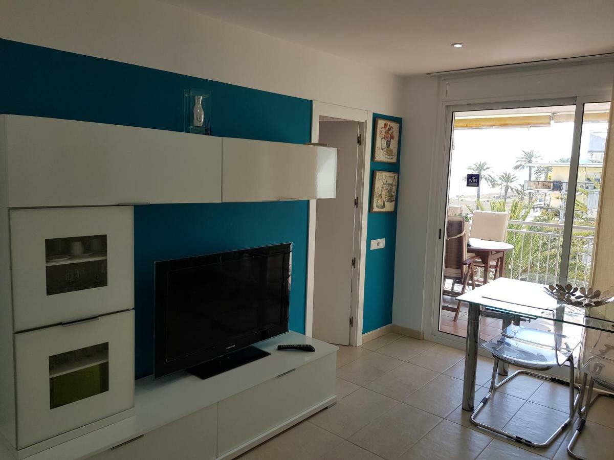 Apartament Mogaver Beach Castelldefels Zewnętrze zdjęcie